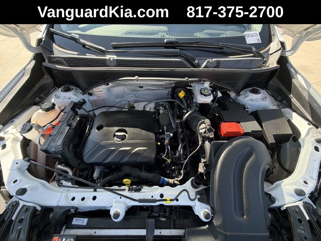 Used 2025 Buick Encore GX Preferred AWD/4WD image 20