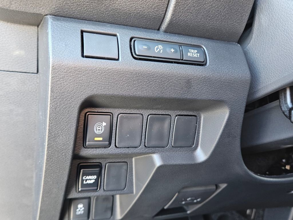 New 2026 Nissan Frontier SV image 25