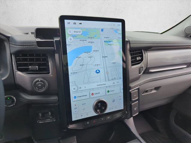 Used 2025 Ford F150 Lightning Flash image 12