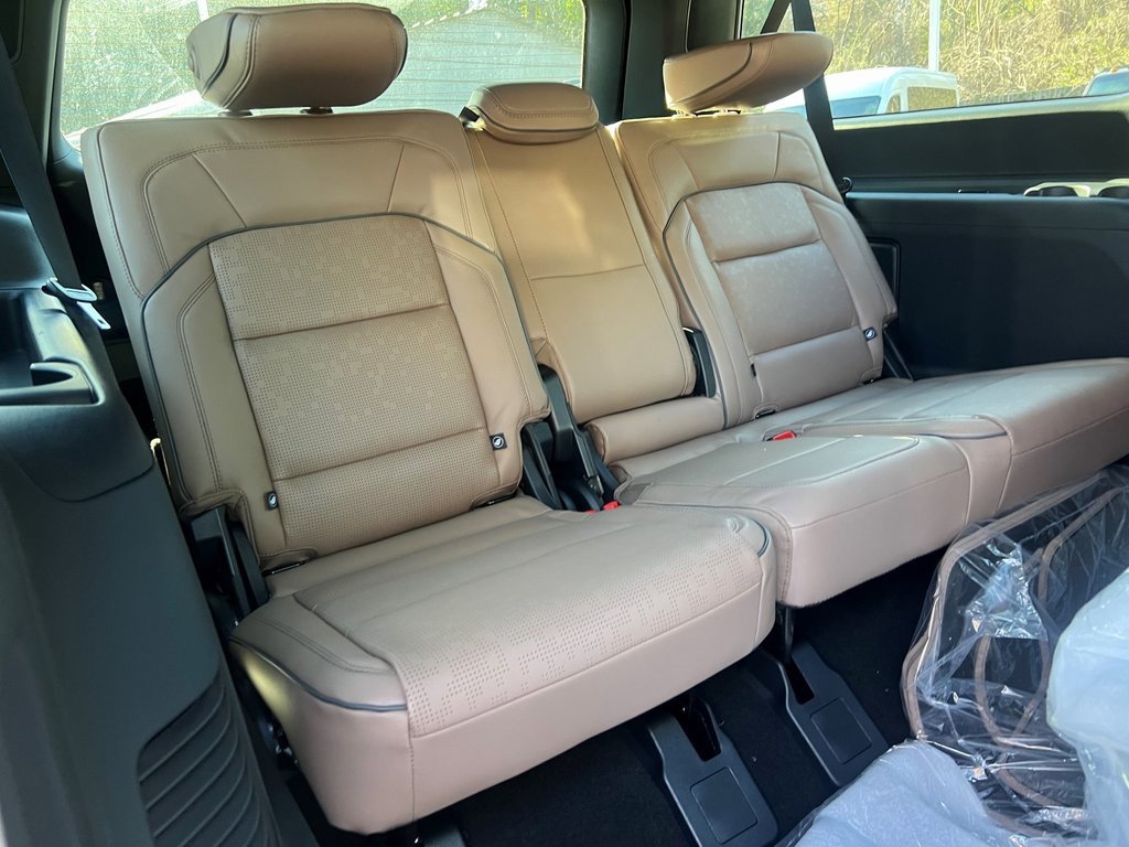 New 2026 Lincoln Navigator L Black Label image 13