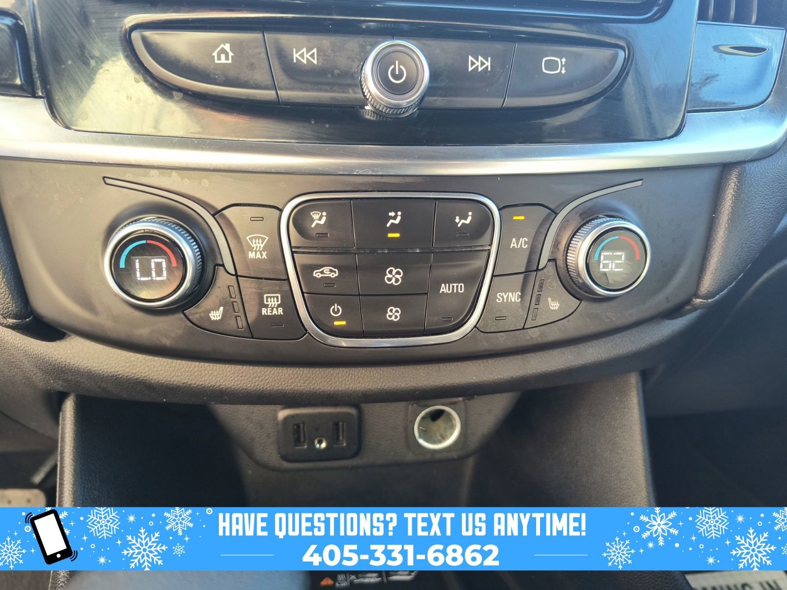 Used 2023 Chevrolet Traverse LT image 28