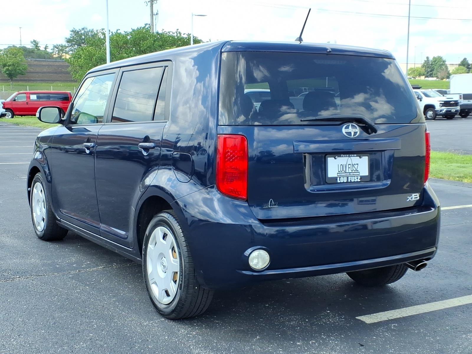 Used 2008 Scion xB FWD image 5