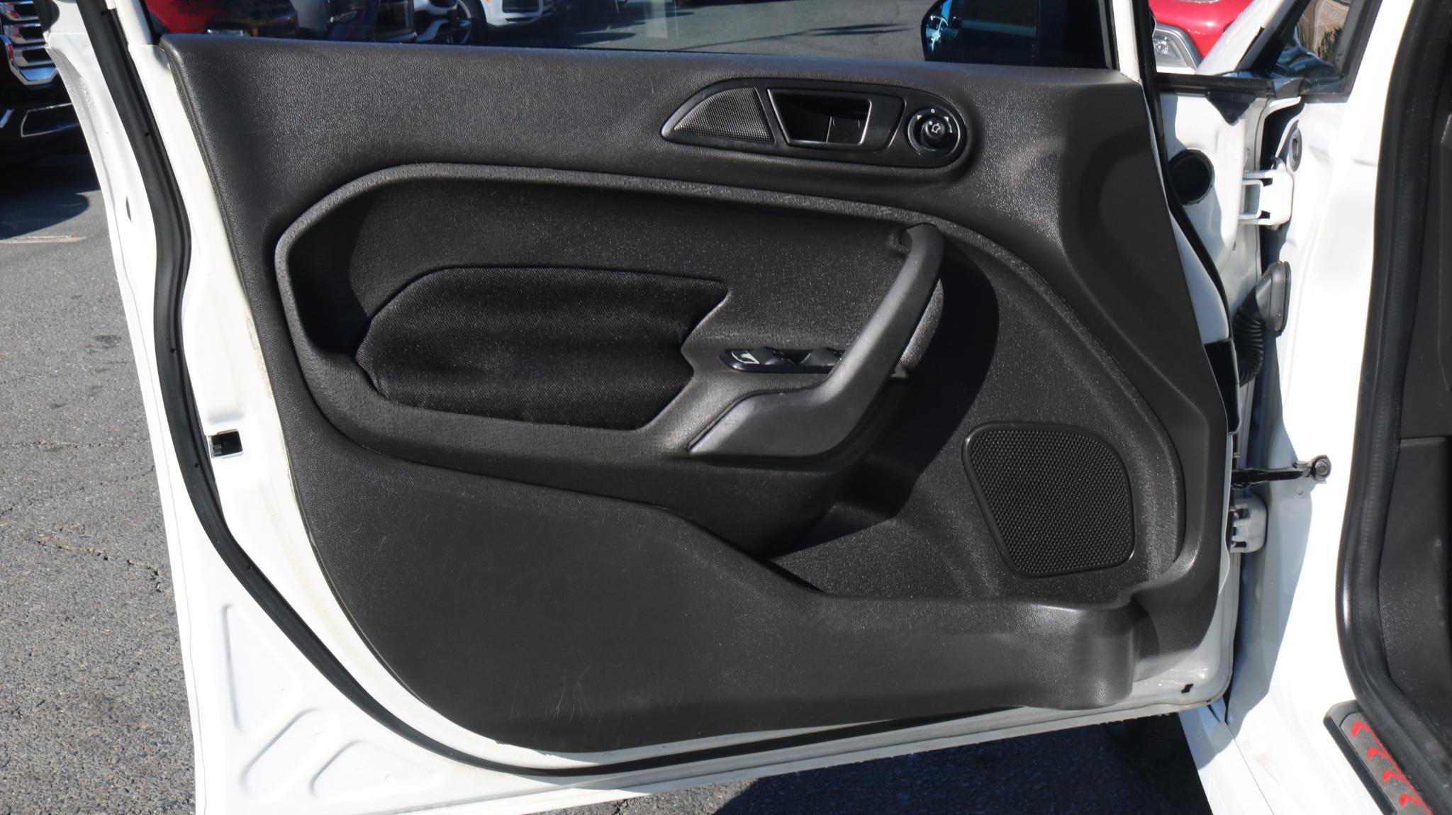Used 2019 Ford Fiesta ST-Line FWD image 10