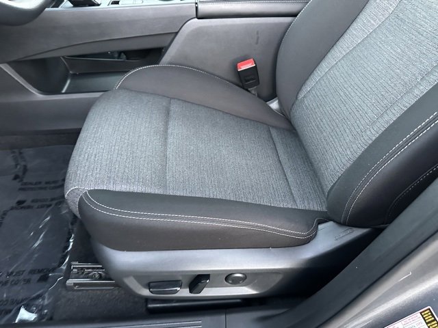 Certified 2023 Nissan Rogue SV image 24