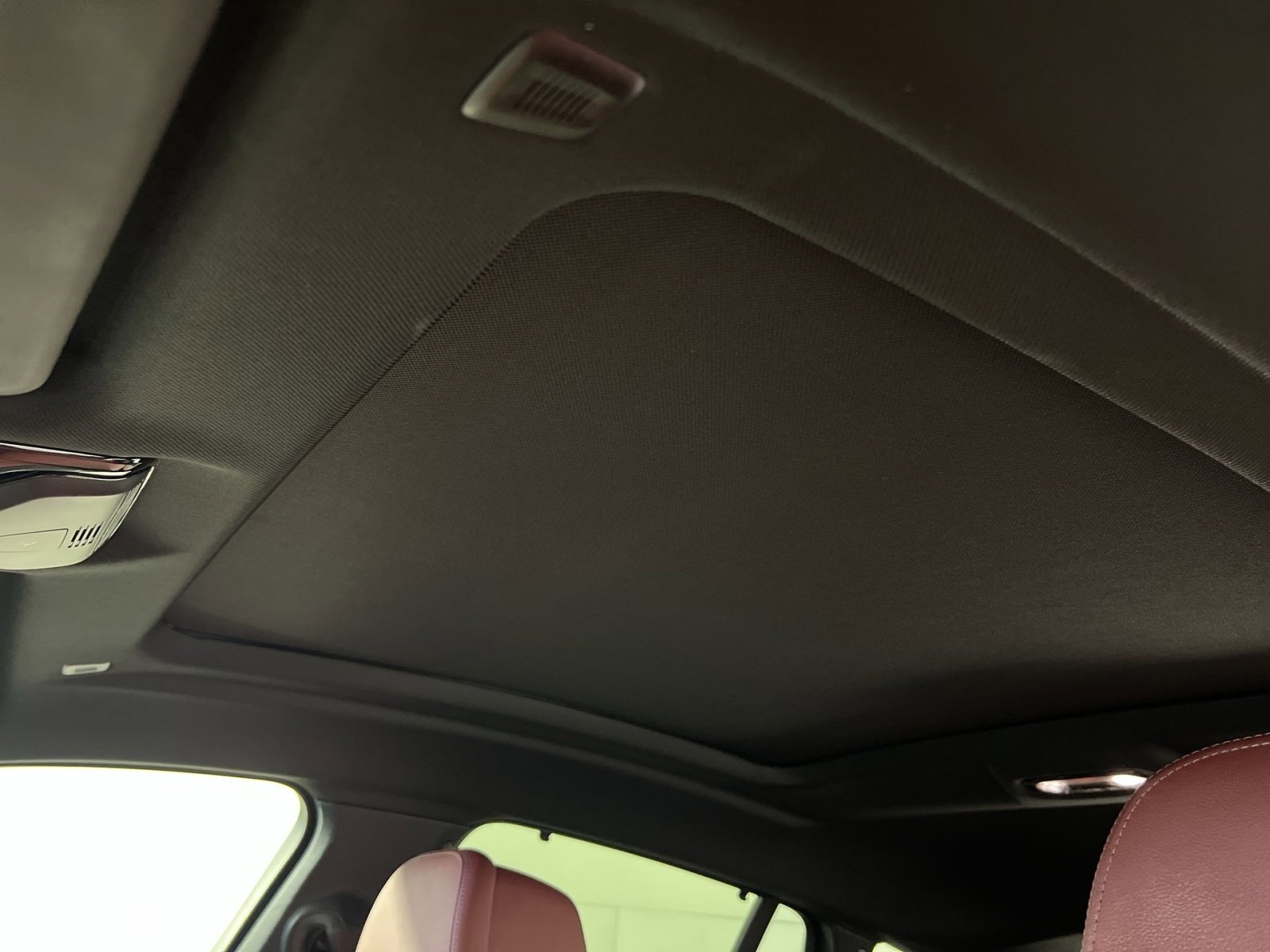 Used 2021 BMW X6 M50i w/ Executive Package image 23