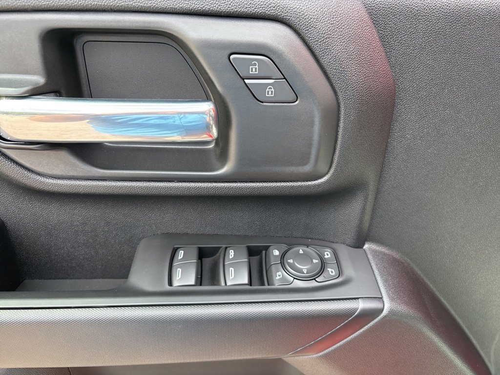 New 2025 Chevrolet Silverado 2500 Custom w/ Custom Value Package image 12