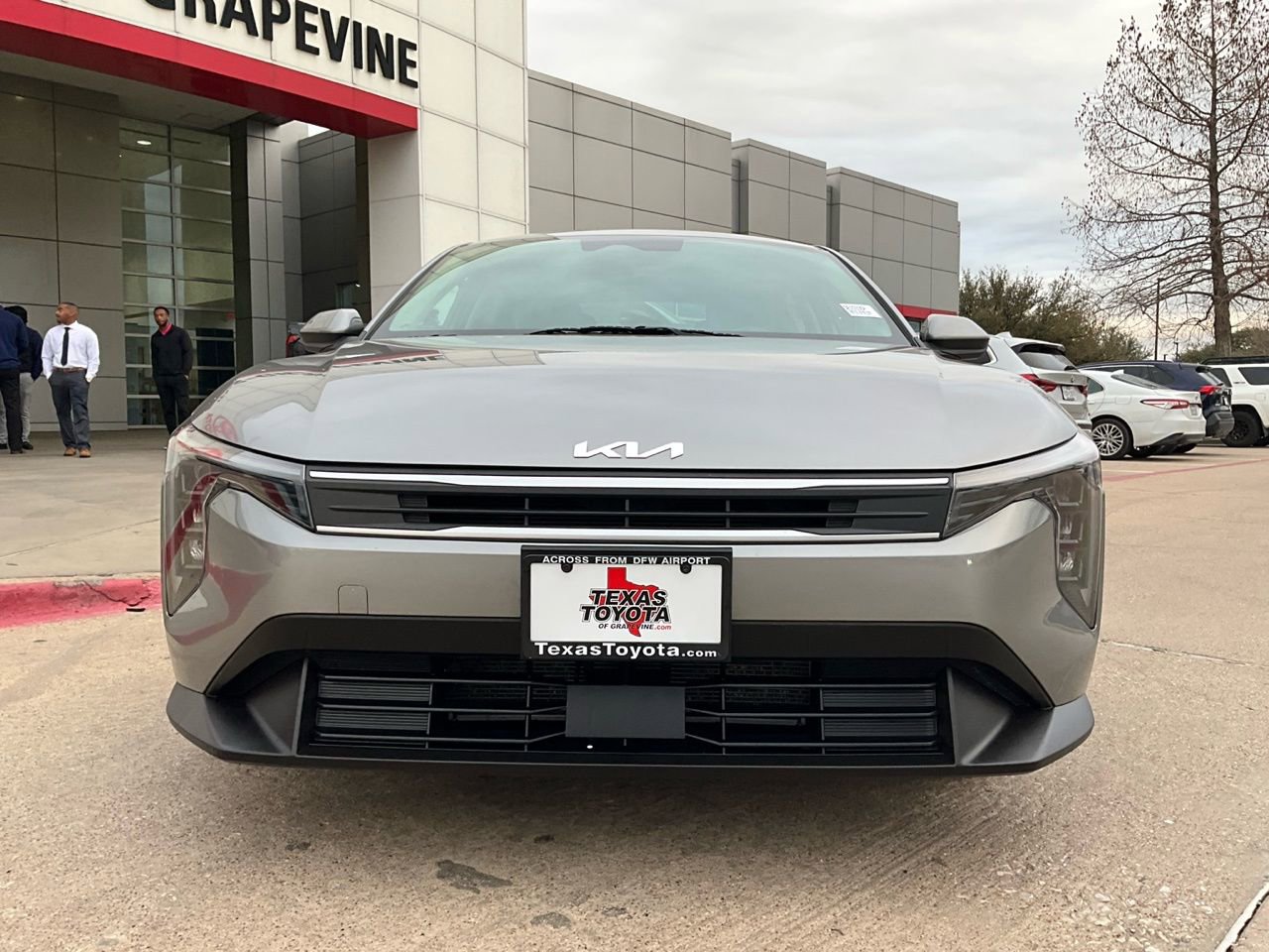 Used 2025 Kia K4 LXS image 3