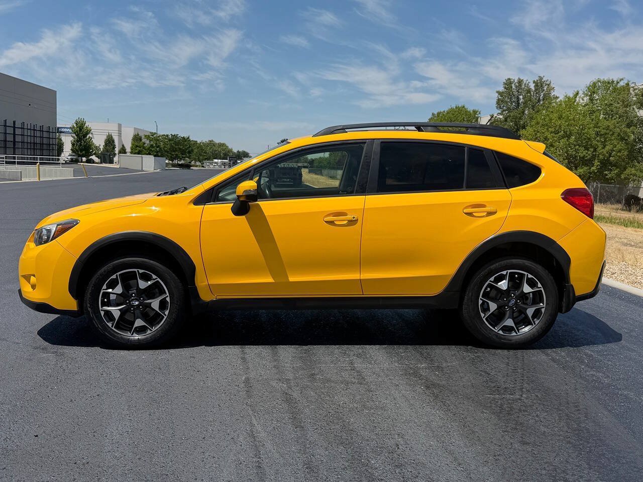 Used 2015 Subaru Crosstrek 2.0i Premium w/ Special Edition Package AWD/4WD image 7