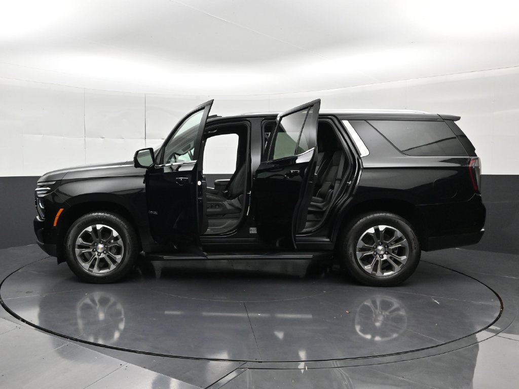 Used 2025 Chevrolet Tahoe LT w/ Comfort Package RWD image 36