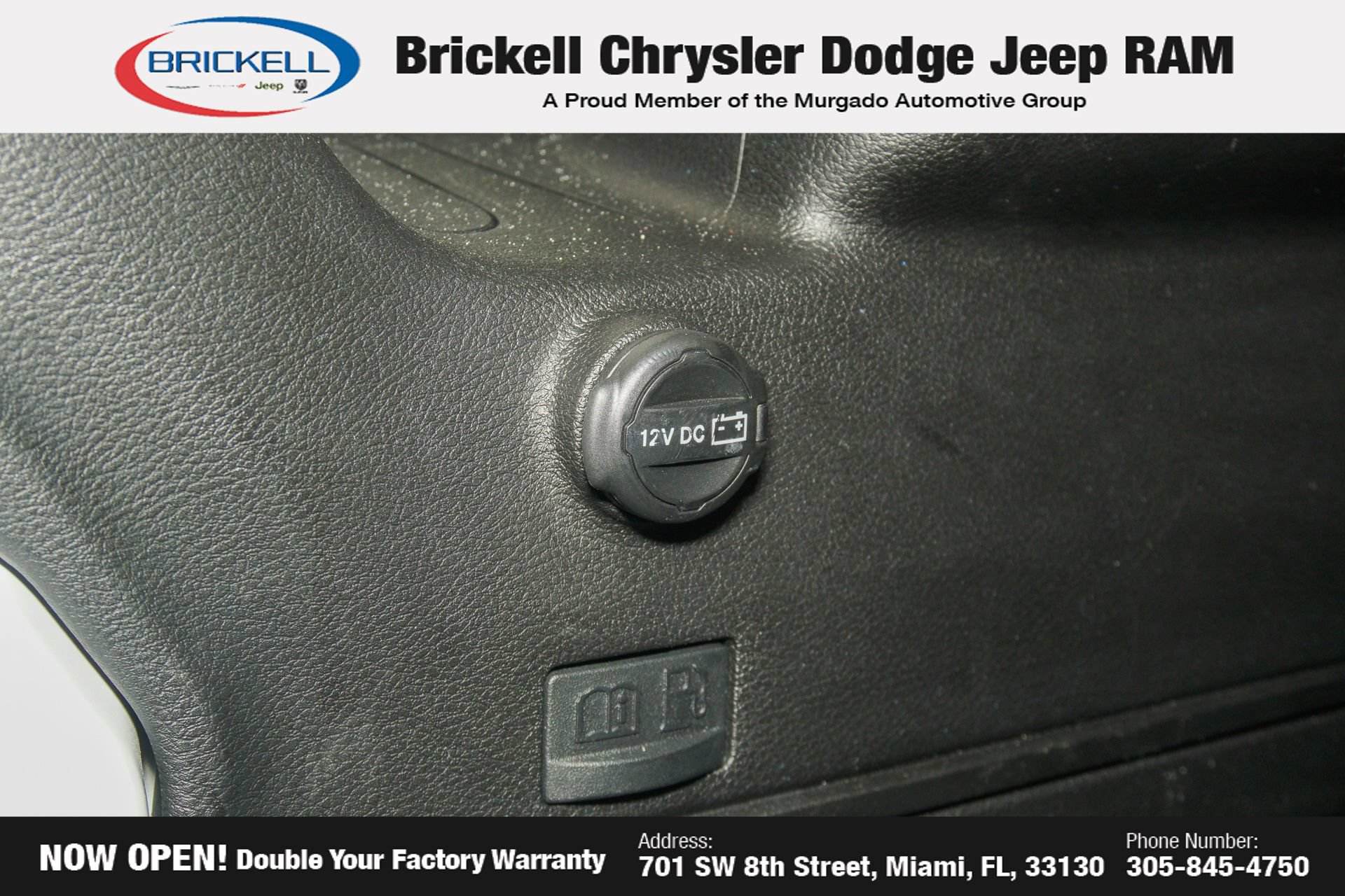 Used 2024 Jeep Wrangler Unlimited Sahara AWD/4WD image 10