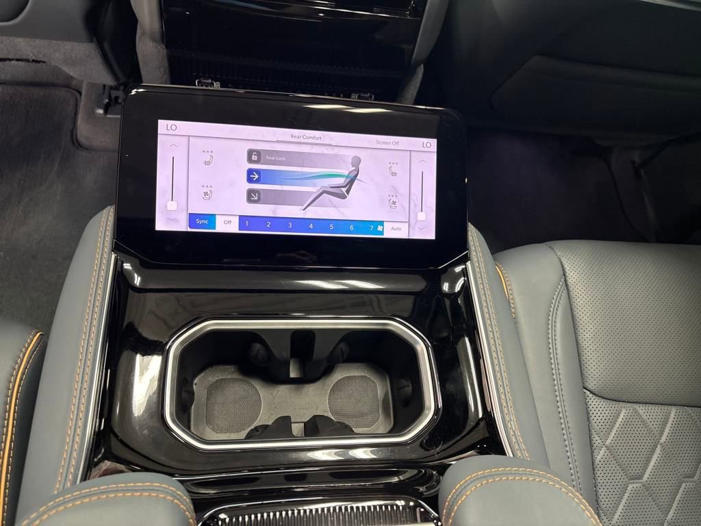 New 2024 Jeep Grand Wagoneer L Series III w/ Rear Seat Video Group 1 image 16