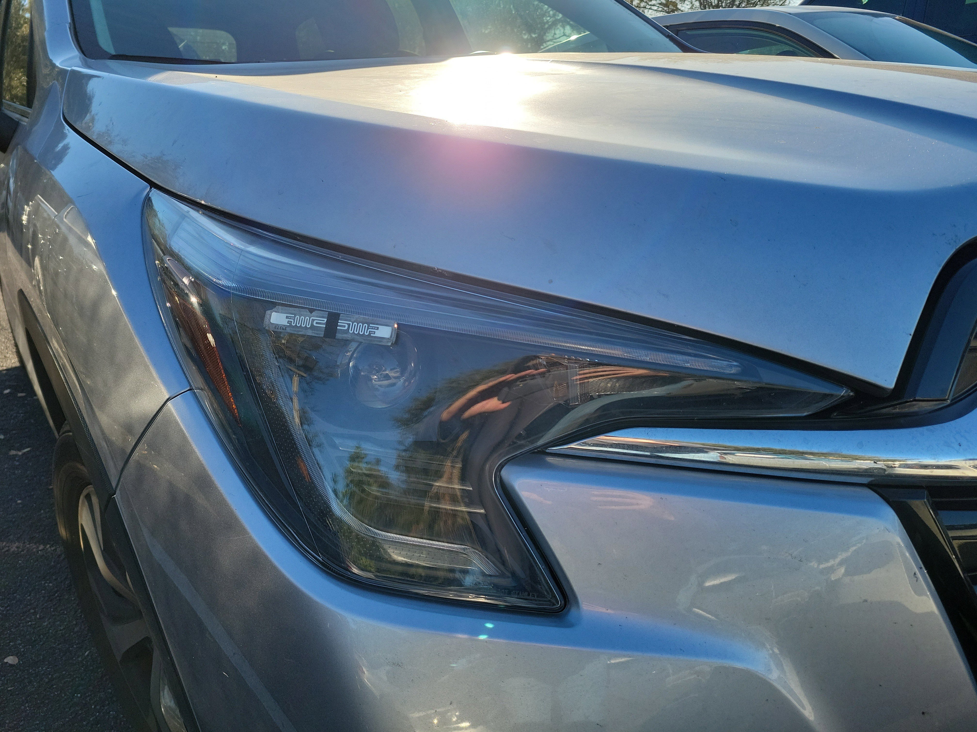 Used 2023 Subaru Ascent Premium w/ Convenience Package image 2