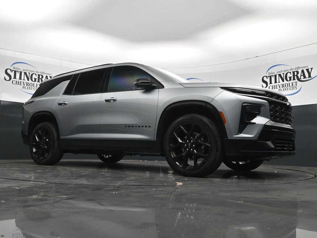 Used 2024 Chevrolet Traverse RS w/ LPO, Floor Liner Package FWD image 26