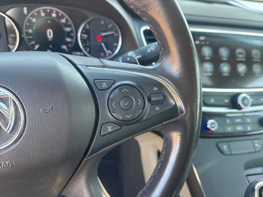 Used 2017 Buick LaCrosse Preferred image 22