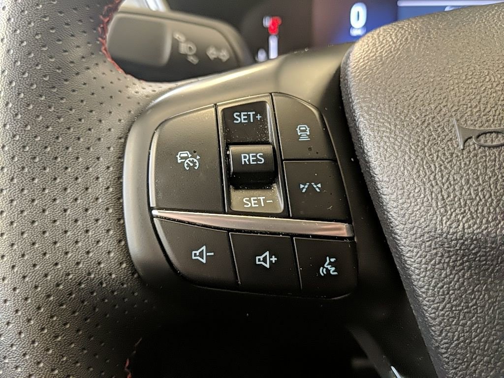 Used 2024 Ford Escape ST-Line w/ Tech Pack #1 image 16