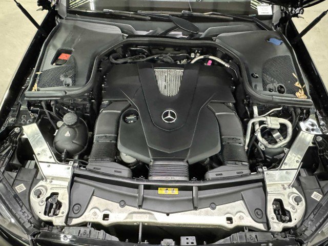 Used 2017 Mercedes-Benz E 400 4MATIC Wagon image 73