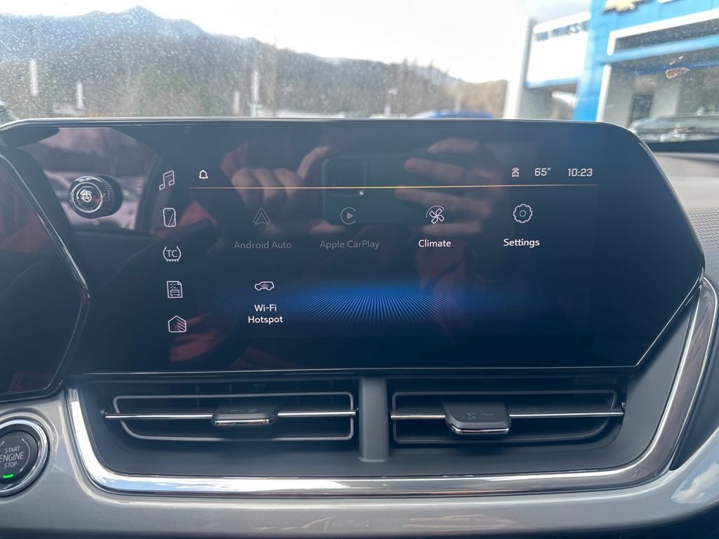 New 2025 Chevrolet Trax LT w/ LT Convenience Package image 37