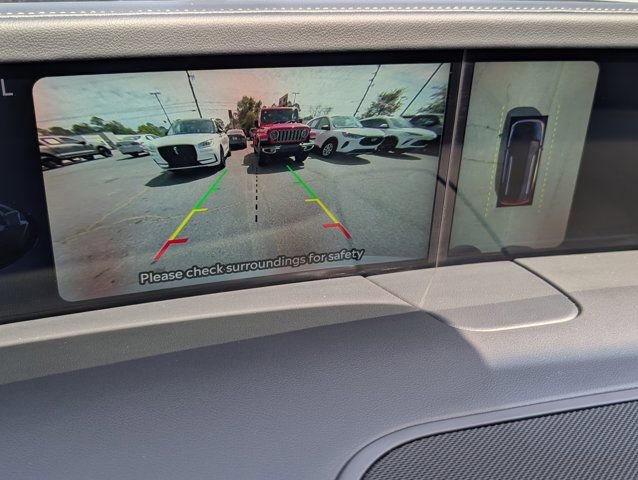 Used 2024 Lincoln Nautilus Reserve w/ Equipment Group 202A image 20