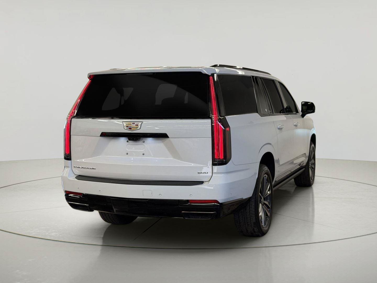 Used 2026 Cadillac Escalade ESV Sport AWD/4WD image 9
