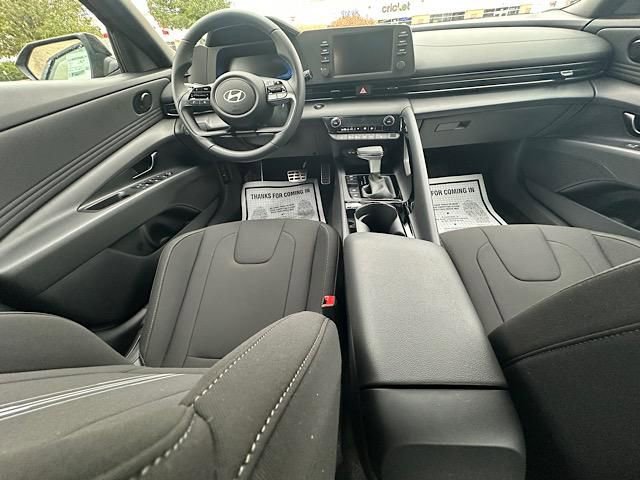 New 2026 Hyundai Elantra SEL Sport Premium image 11