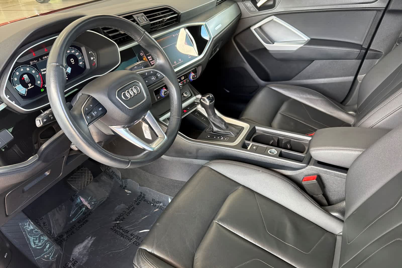 Used 2025 Audi Q3 2.0T Premium AWD/4WD image 11