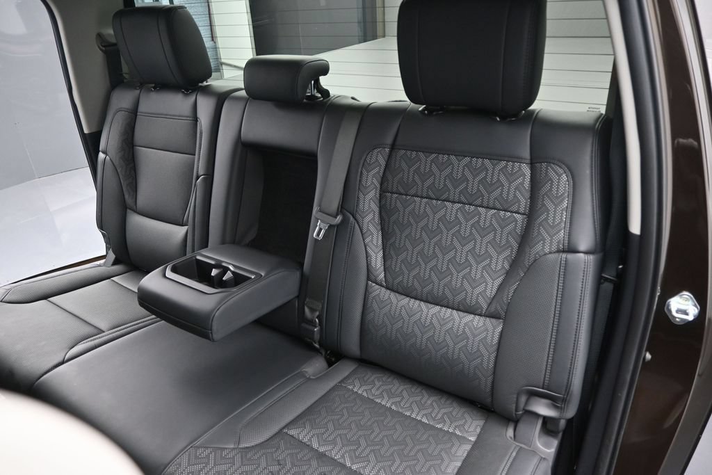 Used 2024 Toyota Tundra Limited w/ Power Package AWD/4WD image 15