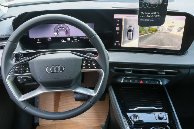 New 2026 Audi Q3 quattro 2.0T AWD/4WD image 8
