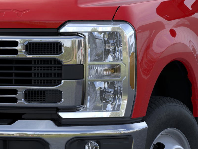 New 2026 Ford F350 XLT image 18
