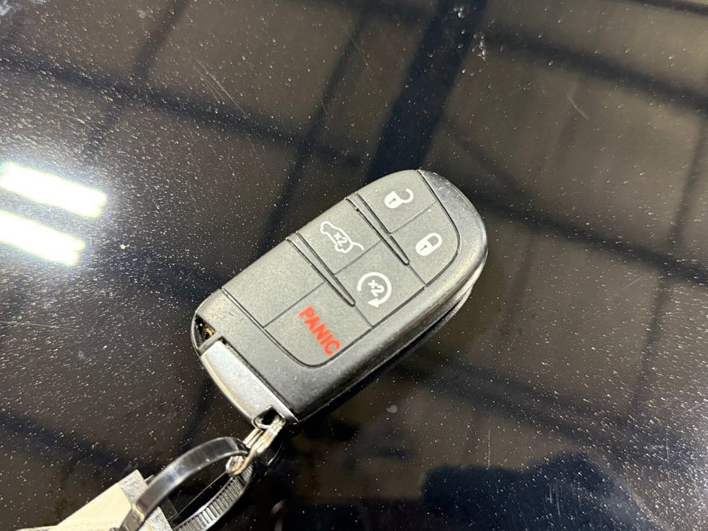 Used 2022 Dodge Durango R/T image 33