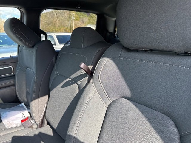 New 2026 RAM 1500 4x4 Crew Cab image 14