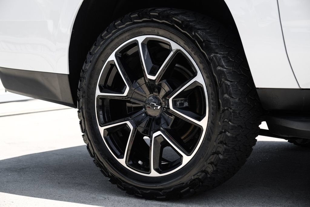 Used 2022 Chevrolet Suburban RST w/ Luxury Package RWD image 63