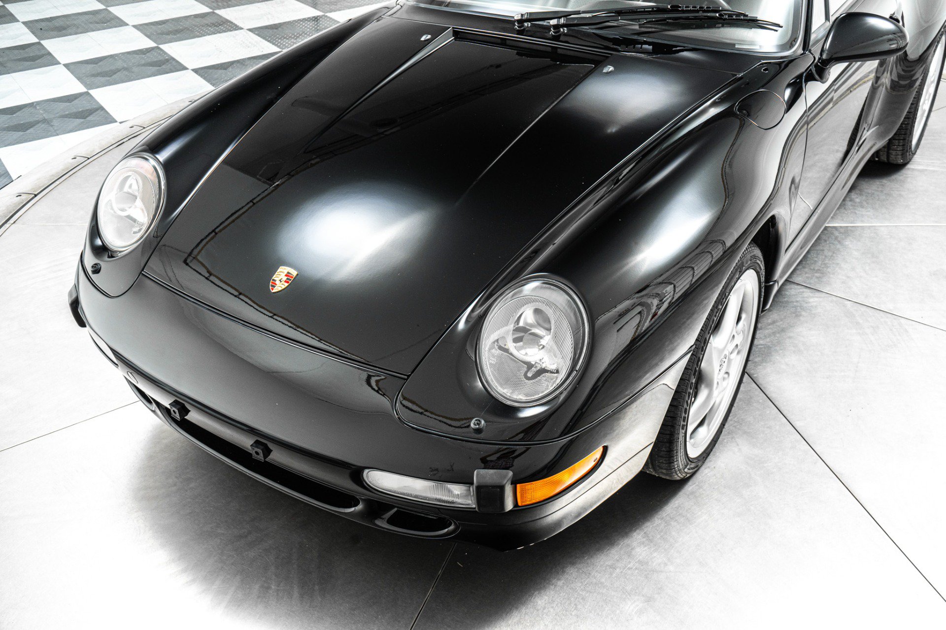 Used 1997 Porsche 911 Carrera S RWD image 32