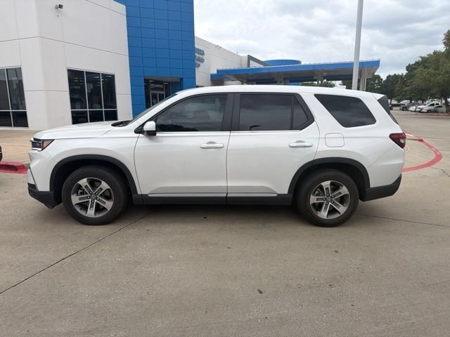 Certified 2024 Honda Pilot EX-L image 2