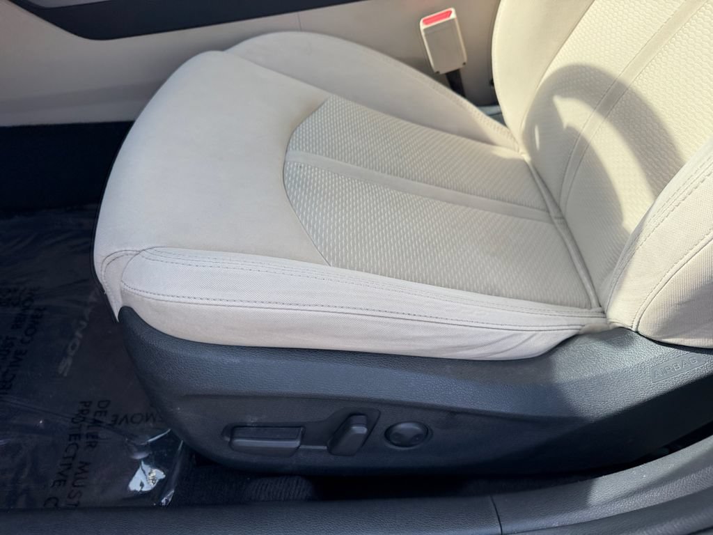 Used 2017 Hyundai Sonata Sport FWD image 24