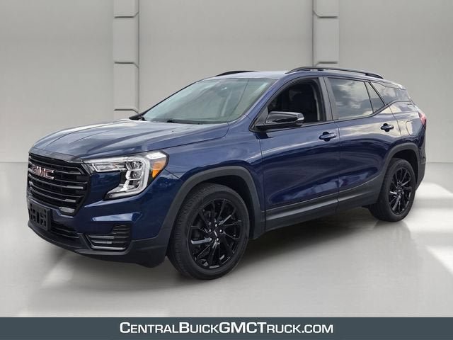 Used 2023 GMC Terrain SLE w/ Driver Convenience Package
