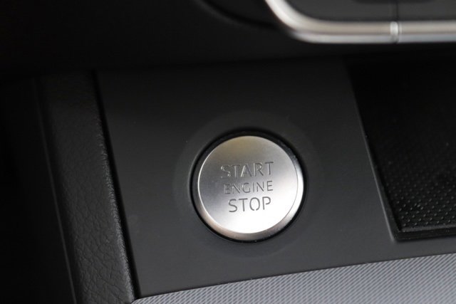 Used 2025 Audi Q5 2.0T Premium w/ Convenience Plus Package image 23