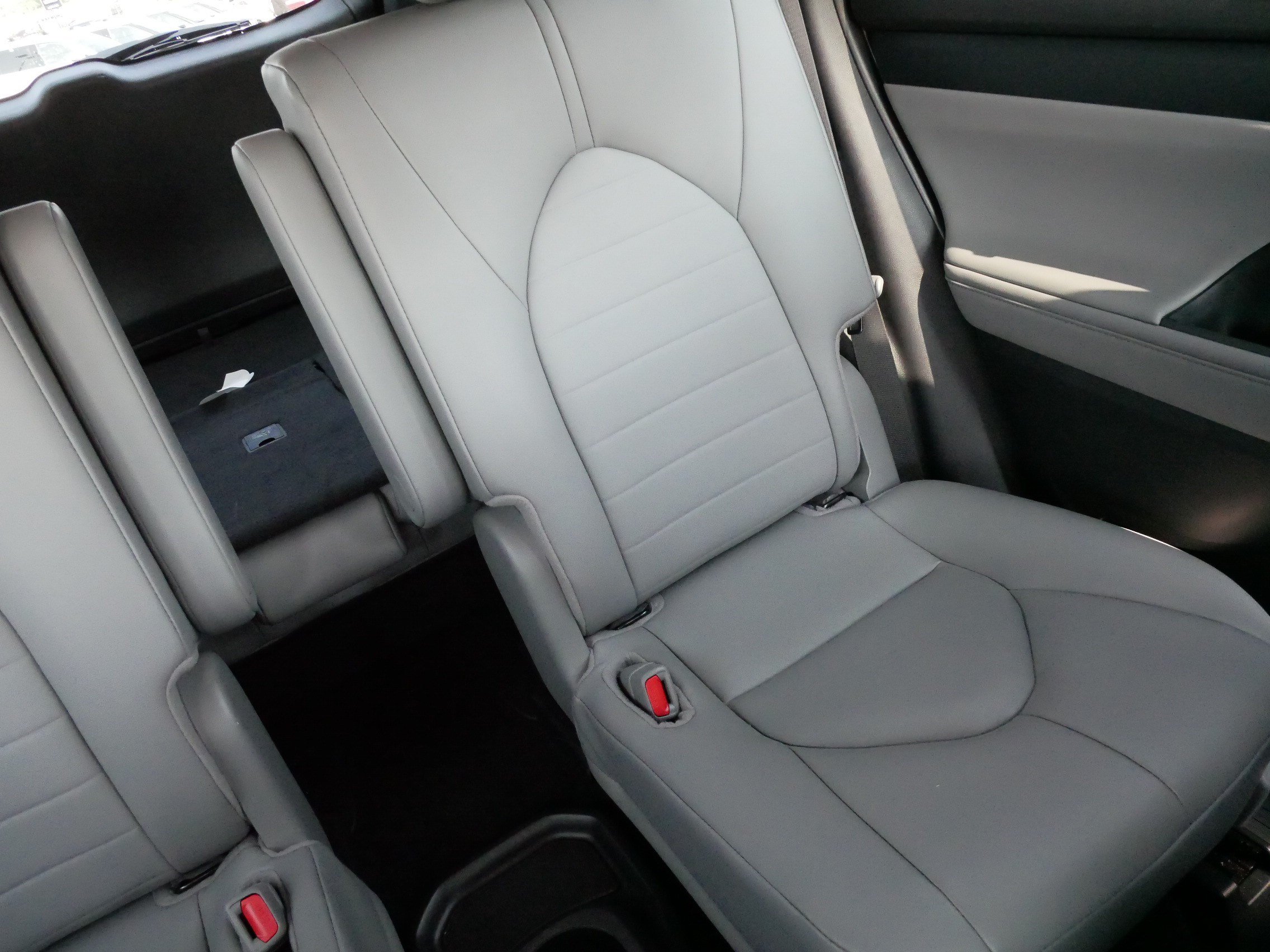 Certified 2026 Toyota Highlander XLE AWD/4WD image 14