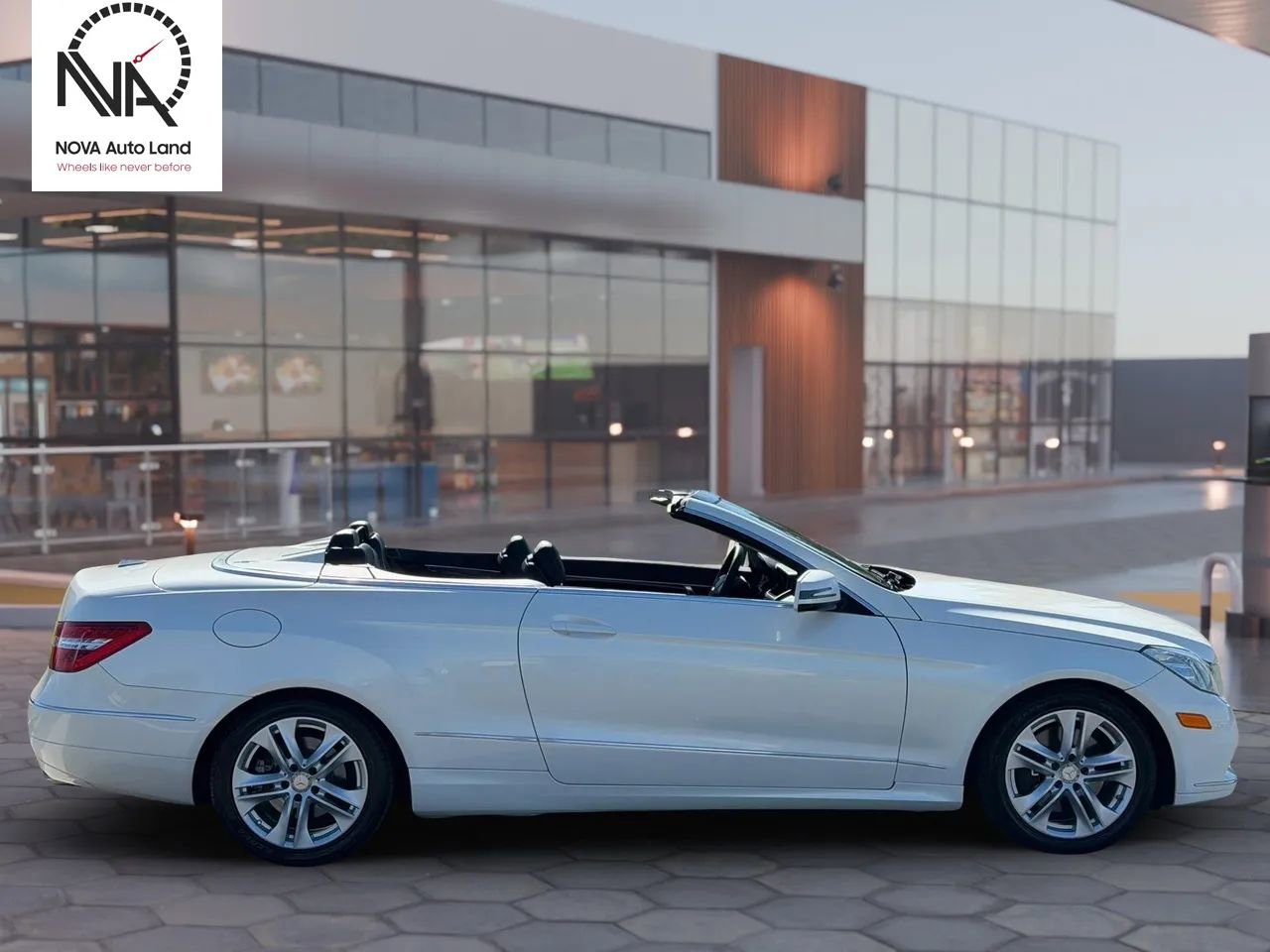 Used 2011 Mercedes-Benz E 350 Cabriolet image 13