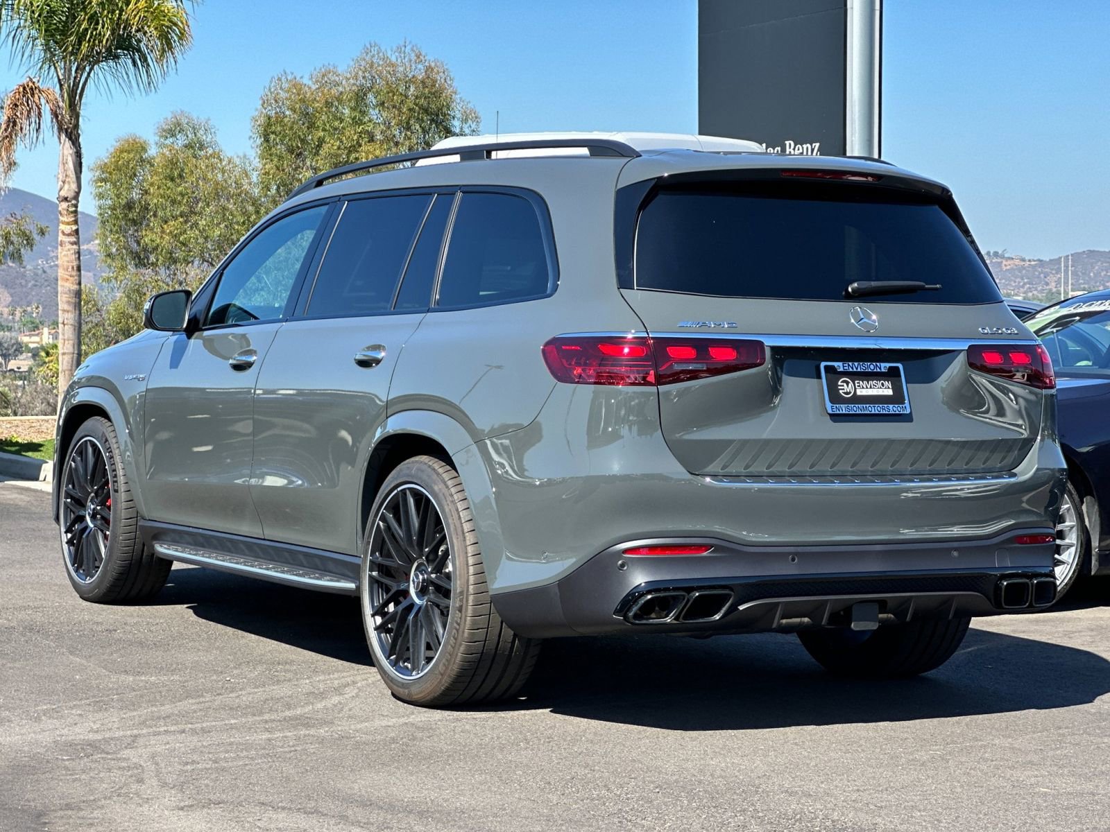 New 2026 Mercedes-Benz GLS 63 AMG 4MATIC image 5