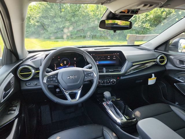 New 2026 Chevrolet Trax ACTIV w/ Sunroof Package FWD image 20