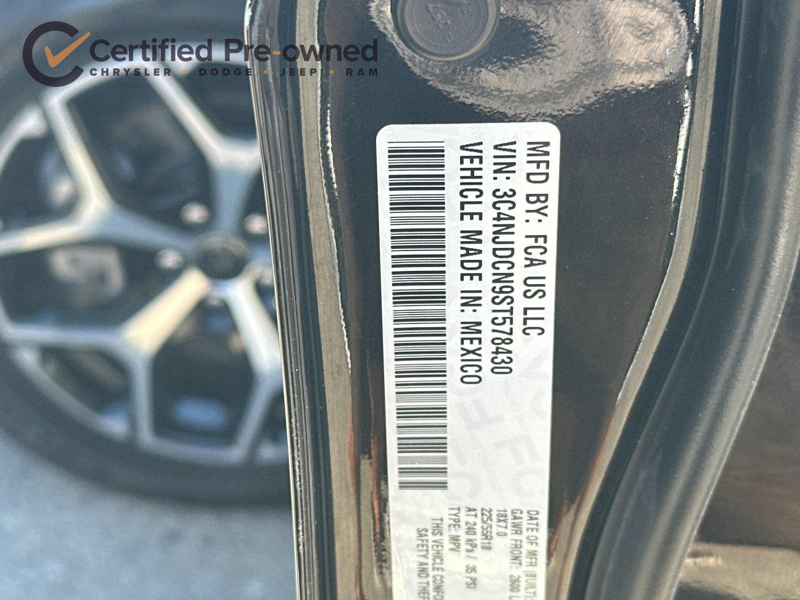 Used 2025 Jeep Compass Limited AWD/4WD image 27