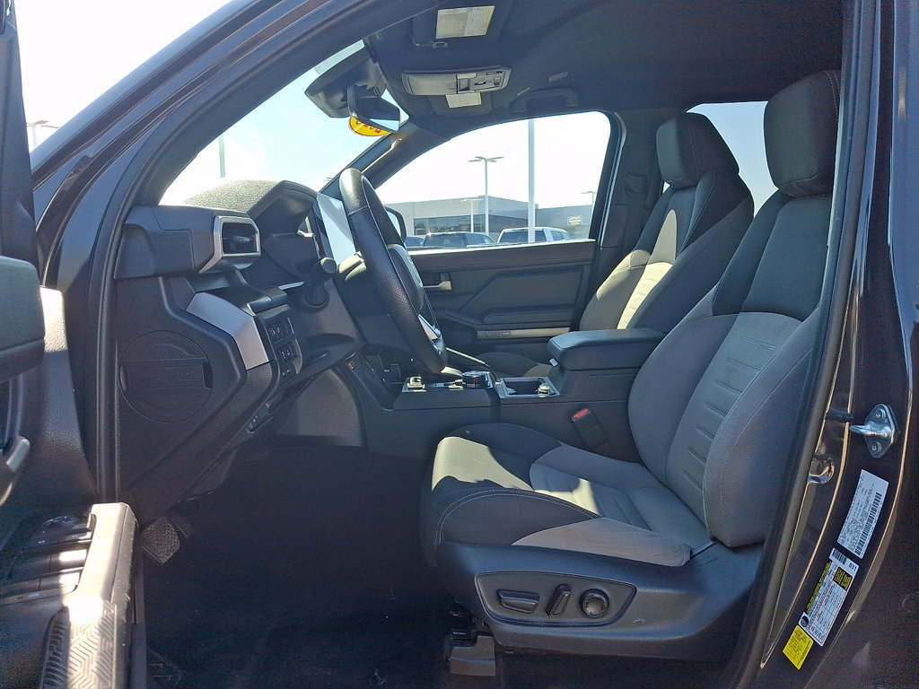 Used 2025 Toyota Tacoma TRD Off-Road w/ TRD Off Road Upgrade Package AWD/4WD image 13