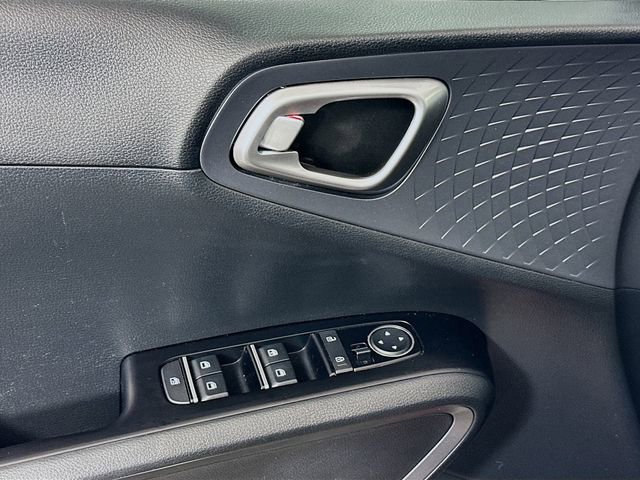 Used 2021 Kia Soul GT-Line image 17