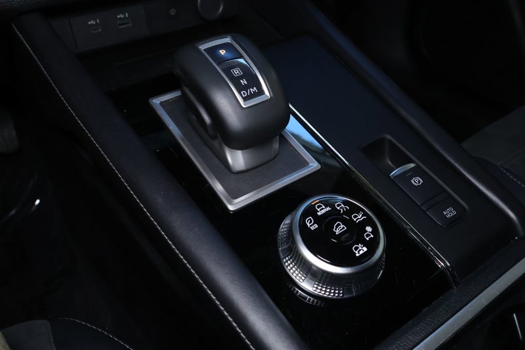 Used 2024 Mitsubishi Outlander SE Black Edition image 33