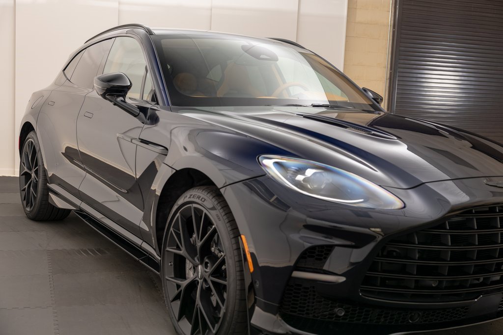 New 2025 Aston Martin DBX 707 image 5