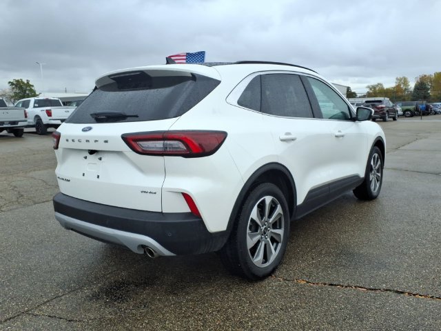 Used 2023 Ford Escape Platinum AWD/4WD image 6