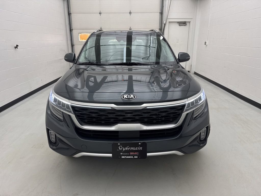 Used 2021 Kia Seltos SX image 2