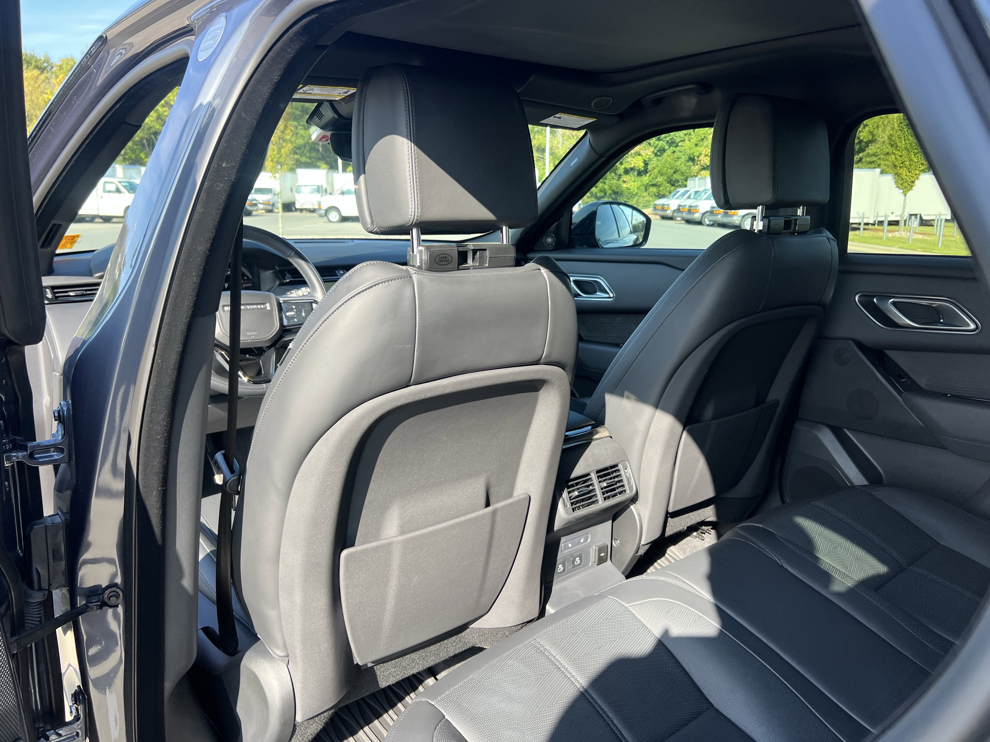Used 2024 Land Rover Range Rover Velar Dynamic HSE image 34