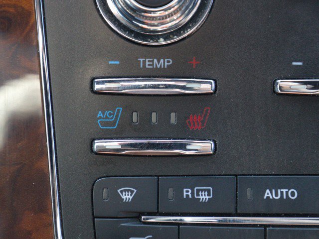 Used 2015 Lincoln Navigator 4WD image 26