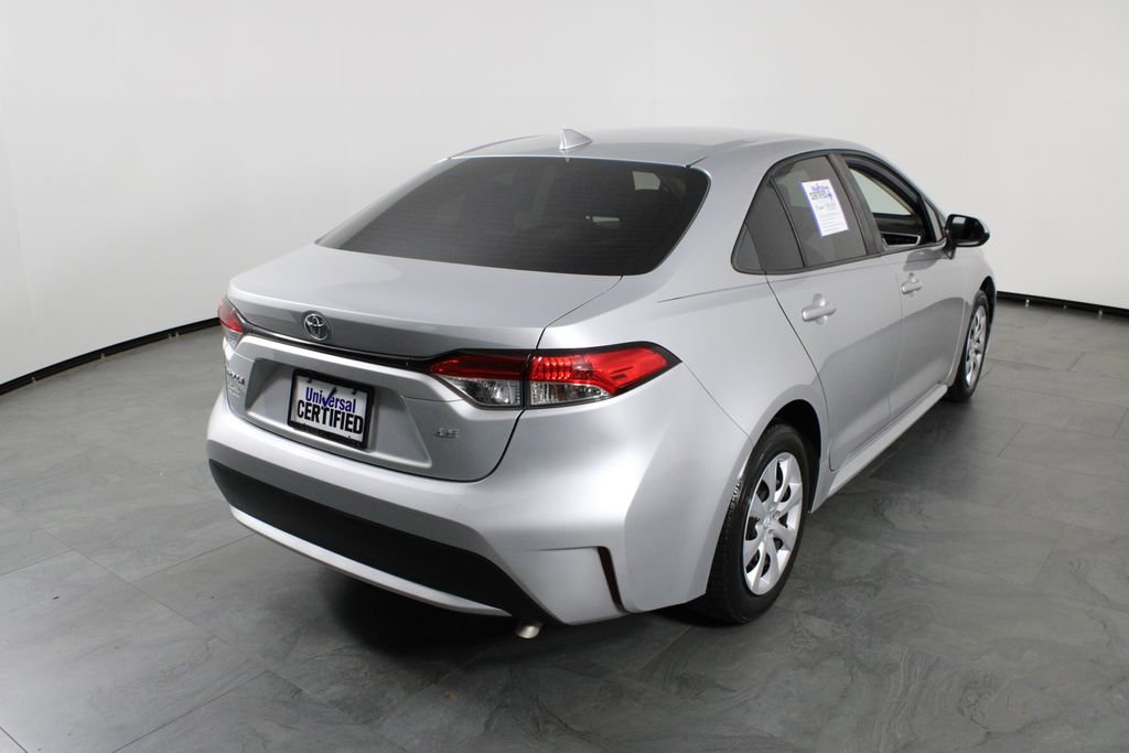Used 2022 Toyota Corolla LE image 14